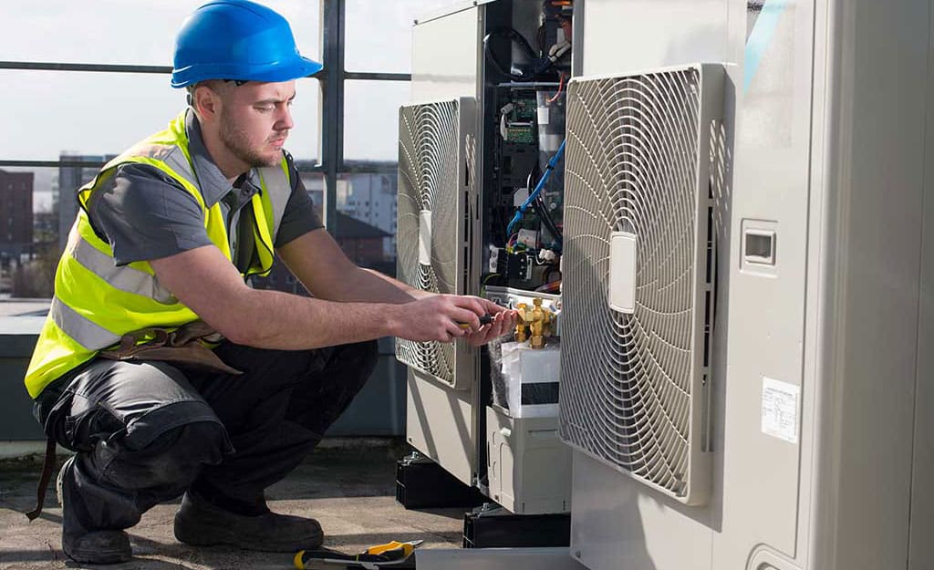 PureTek Air team photo commercial-AC-repair-mobile1024-g486419297